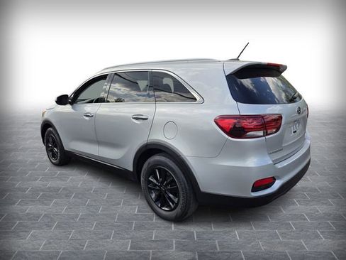 Used 2020 Kia Sorento LX w/ LX I4 Convenience Package FWD image 6