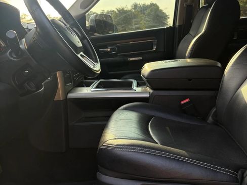 Used 2014 RAM 3500 Laramie AWD/4WD image 35