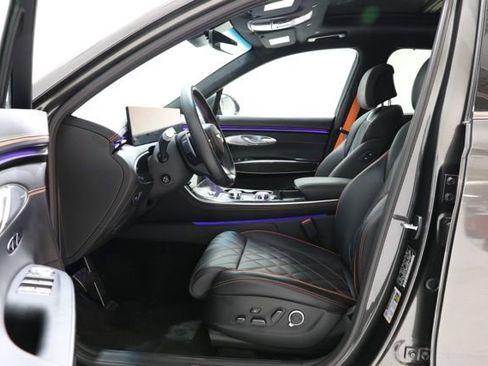 Used 2026 Genesis GV70 3.5T Sport Prestige image 19