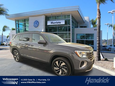 New 2026 Volkswagen Atlas SE FWD image 1