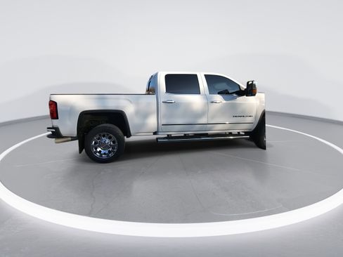 Used 2019 GMC Sierra 2500 Denali image 9