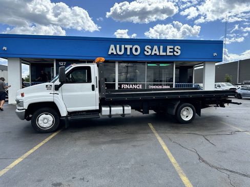 Used 2005 Chevrolet Kodiak C4500 2WD Regular Cab image 2