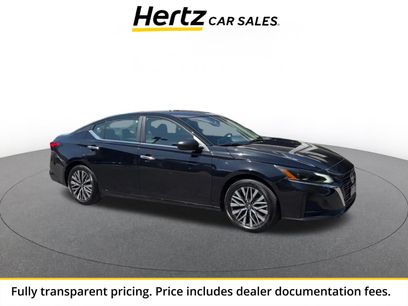 Used 2025 Nissan Altima 2.5 SV