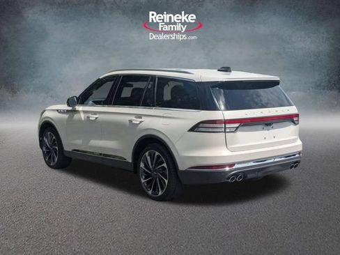 Used 2025 Lincoln Aviator Reserve w/ Equipment Group 201A AWD/4WD image 8