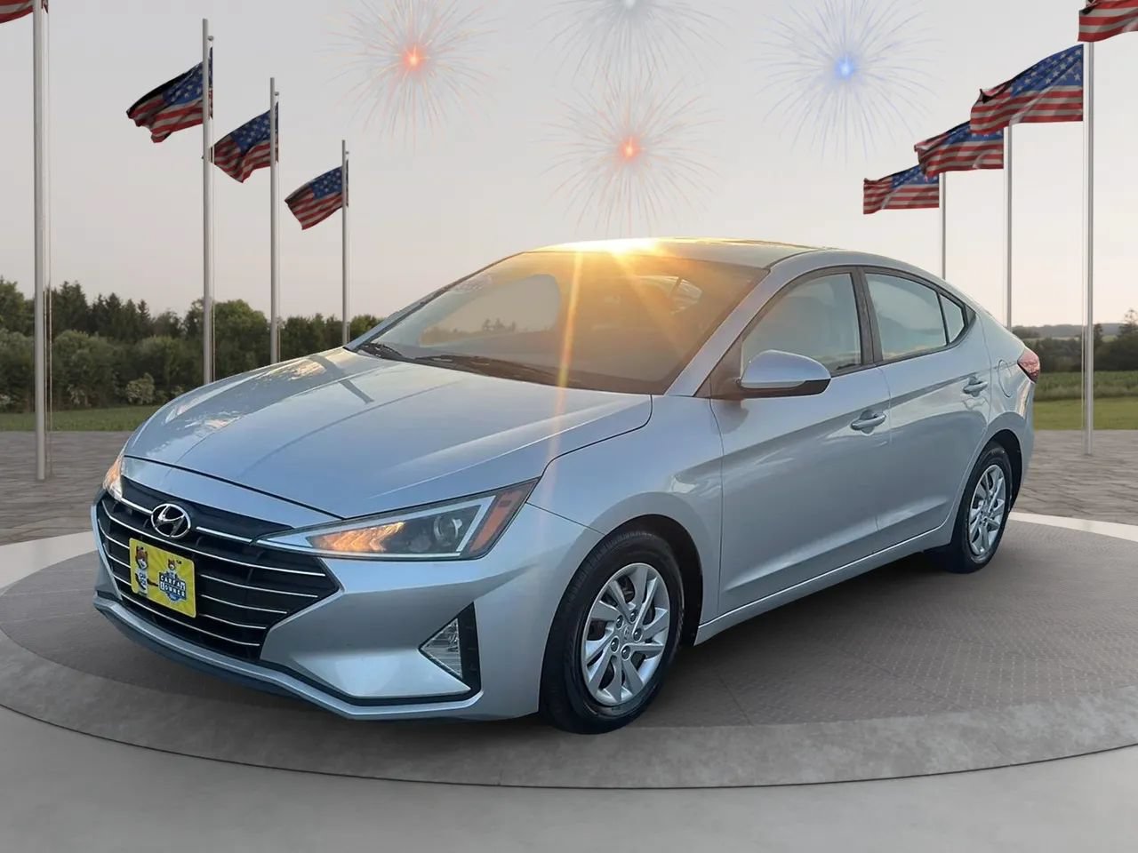Used 2019 Hyundai Elantra SE FWD image 3