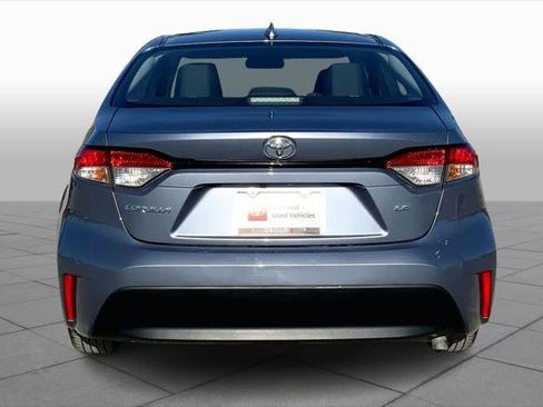 Certified 2025 Toyota Corolla LE image 5