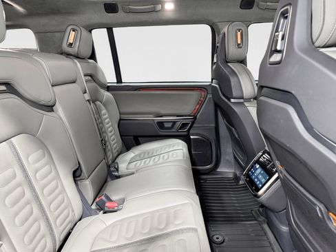 Used 2023 Rivian R1S Launch Edition AWD/4WD image 21