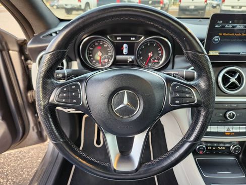 Used 2019 Mercedes-Benz CLA 250 4MATIC image 23