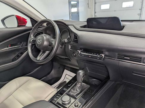 Certified 2024 MAZDA CX-30 AWD 2.5 S w/ Preferred Package image 42