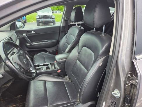 Used 2017 Kia Sportage EX w/ EX Technology Package AWD/4WD image 2