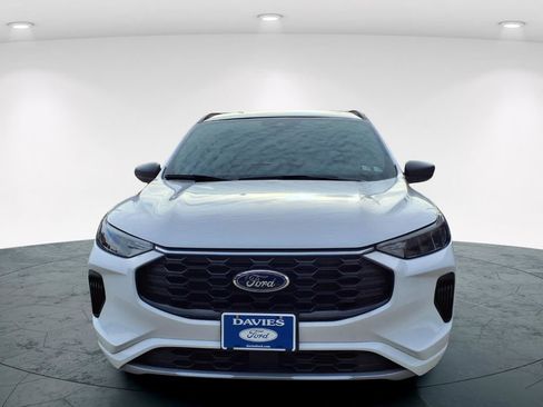 Used 2023 Ford Escape ST-Line w/ Tech Pack #1 image 9
