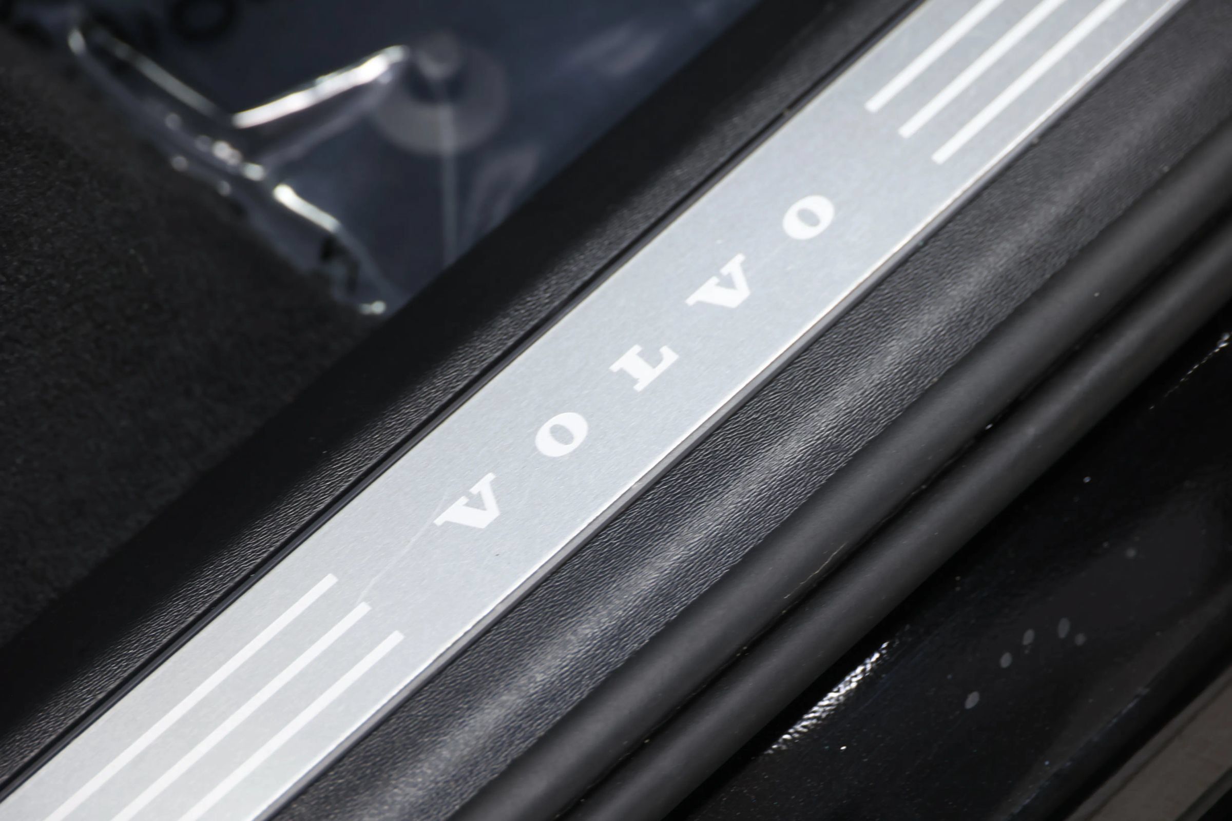Used 2025 Volvo XC90 T8 Plus w/ Protection Package Premier AWD/4WD image 94