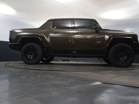 New 2025 GMC Hummer EV 2X image 45