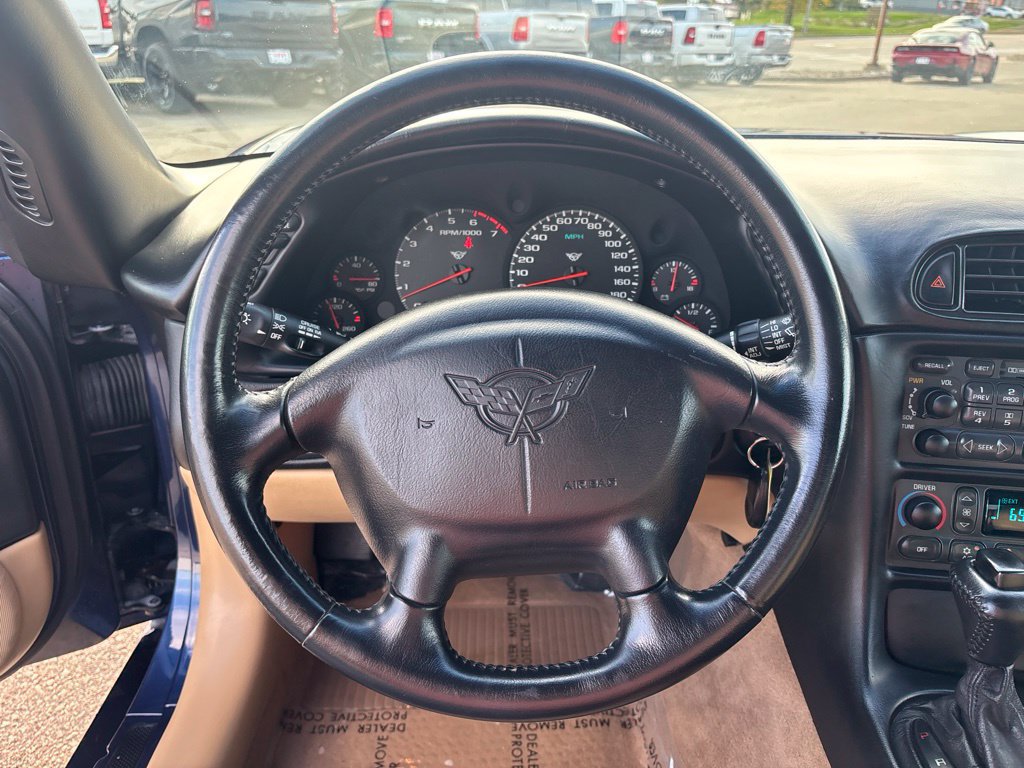 Used 2001 Chevrolet Corvette Convertible w/ Preferred Equipment Group2 RWD image 17