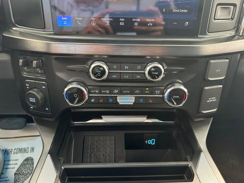 Used 2023 Ford F350 Lariat w/ Chrome Package AWD/4WD image 20