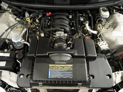 Used 1999 Pontiac Firebird Trans Am image 3