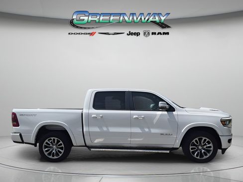Used 2022 RAM 1500 Laramie w/ Sport Appearance Package AWD/4WD image 4