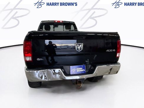 Used 2014 RAM 2500 Tradesman w/ Chrome Appearance Group AWD/4WD image 9