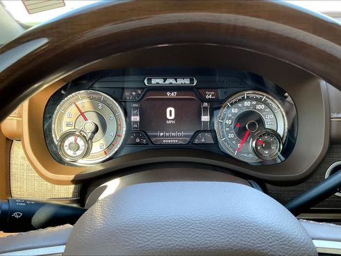 Used 2022 RAM 2500 Limited AWD/4WD image 25