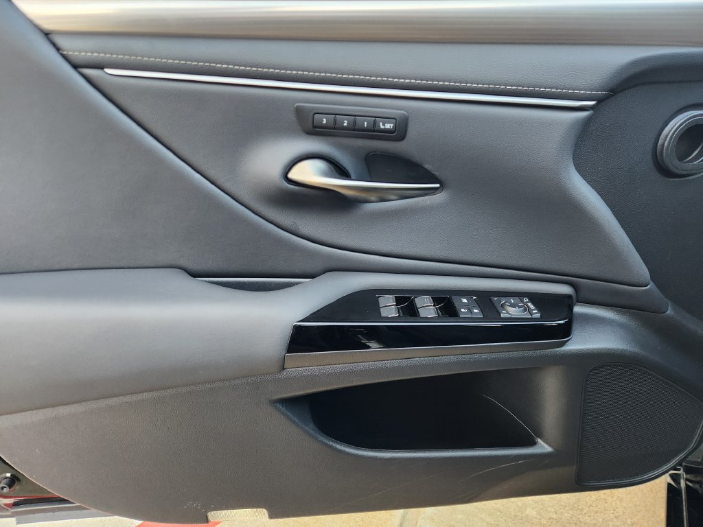 Certified 2023 Lexus ES 350 F Sport w/ Accessory Package (Z2) FWD image 22