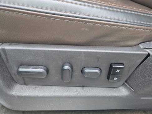 Used 2012 Ford F150 Platinum image 13