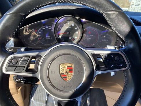 Used 2021 Porsche Cayenne AWD/4WD image 10