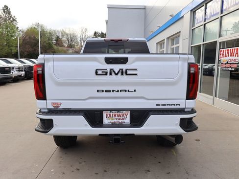 New 2026 GMC Sierra 3500 Denali w/ Denali Reserve Package AWD/4WD image 9