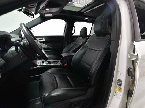 Used 2023 Ford Explorer ST w/ Equipment Group 401A AWD/4WD image 8