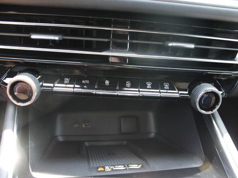 New 2027 Chevrolet Traverse LT w/ Driver Confidence Package FWD image 47