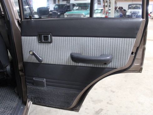 Used 1987 Toyota Land Cruiser image 30