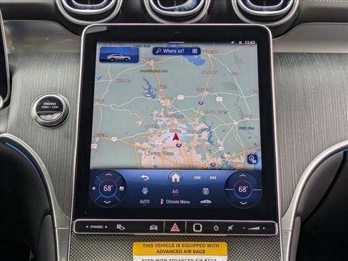 Used 2025 Mercedes-Benz GLC 300 4MATIC w/ AMG Line image 13