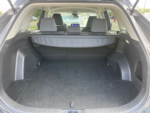 Used 2025 Toyota RAV4 XLE AWD/4WD image 22
