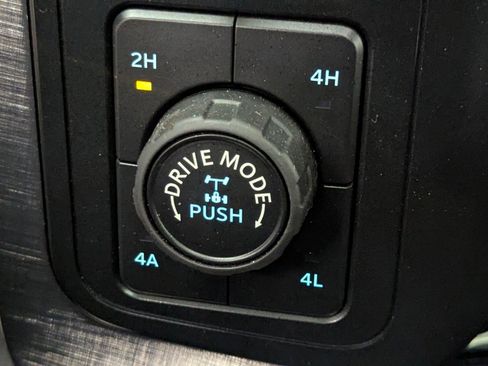 Certified 2022 Ford F150 King Ranch w/ Equipment Group 601A High image 31