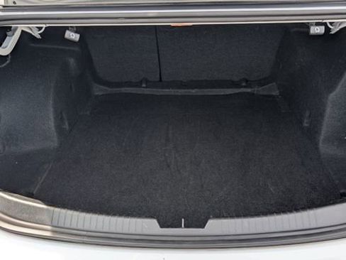 Used 2025 Chevrolet Malibu LS FWD image 40