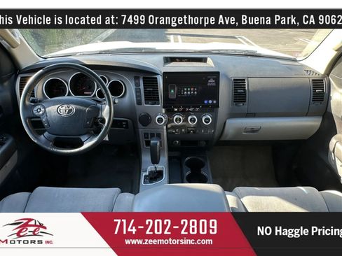 Used 2011 Toyota Sequoia SR5 RWD image 17