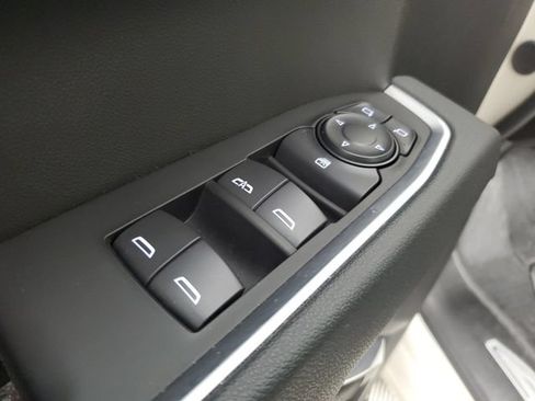 Used 2026 Chevrolet Silverado 1500 RST w/ RST Select Package AWD/4WD image 16