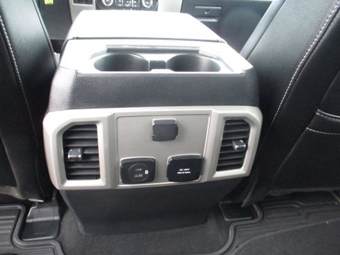 Used 2021 Ford F250 Lariat w/ Lariat Value Package AWD/4WD image 36