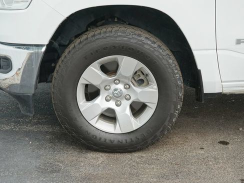 Used 2023 RAM 1500 Big Horn AWD/4WD image 6