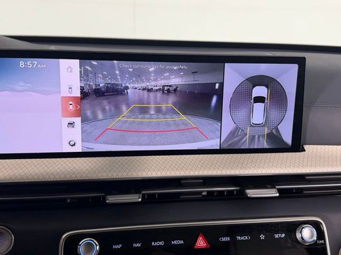 Used 2025 Genesis GV80 3.5T Prestige image 19