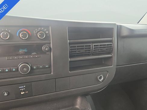 Used 2012 Chevrolet Express 2500 RWD image 16