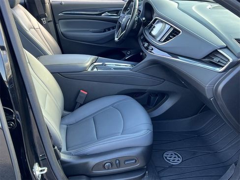 Used 2024 Buick Enclave Essence w/ Sport Touring Edition image 26