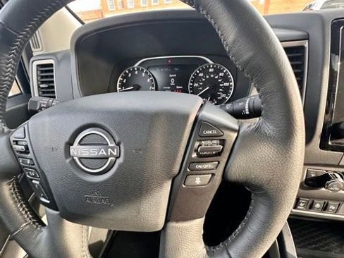 Certified 2024 Nissan Frontier SL w/ Technology Package image 18