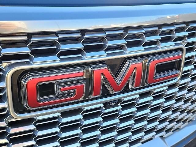 Used 2021 GMC Yukon Denali w/ Denali Premium Package RWD image 32