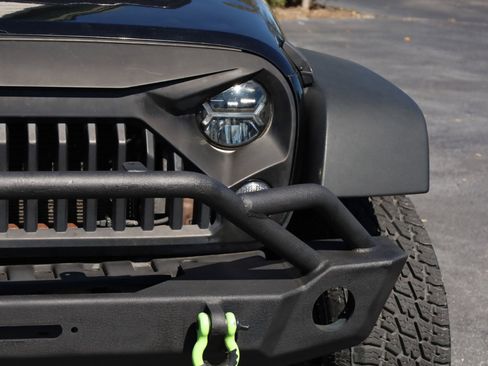 Used 2015 Jeep Wrangler Unlimited Sport w/ Connectivity Group image 26