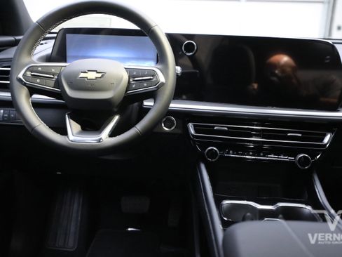 New 2026 Chevrolet Traverse LT image 20