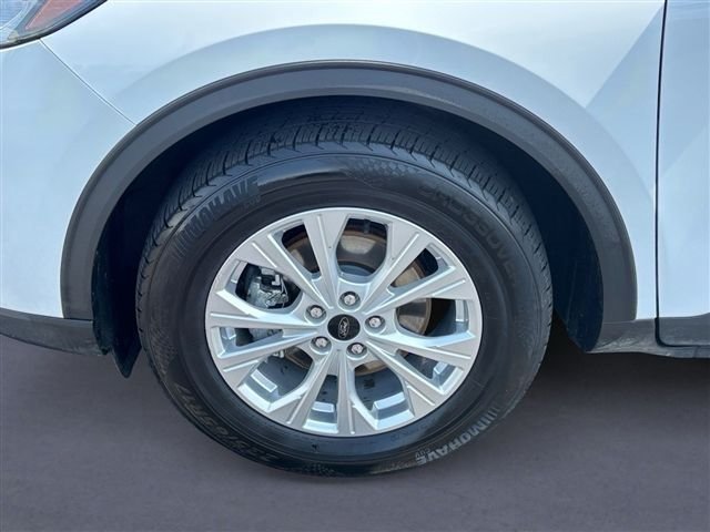 Used 2025 Ford Escape Active FWD image 12