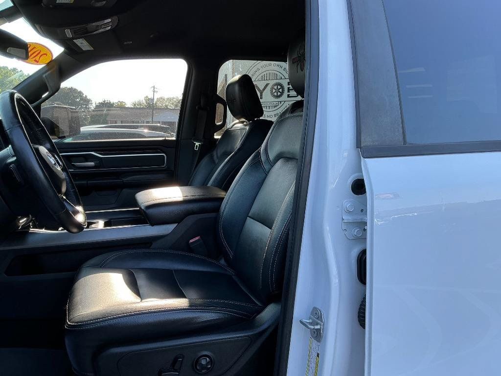 Used 2019 RAM 1500 Big Horn AWD/4WD image 16