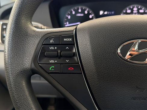 Used 2017 Hyundai Sonata SE image 24