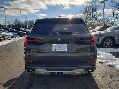 New 2026 BMW X5 xDrive40i w/ Climate Comfort Package image 5