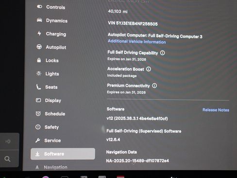 Used 2022 Tesla Model 3 Long Range image 23